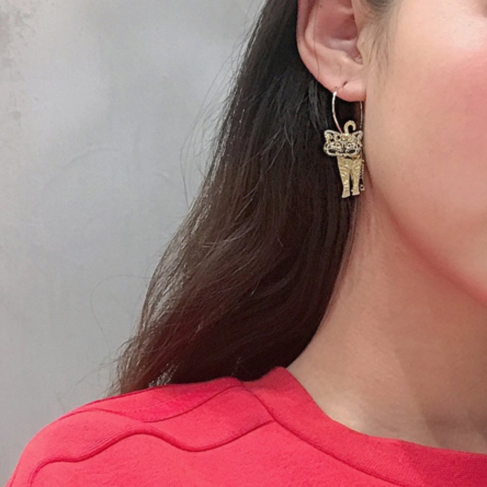 Cat Boho Engraved Kitty Hoops Earrings - Picture 11 of 12